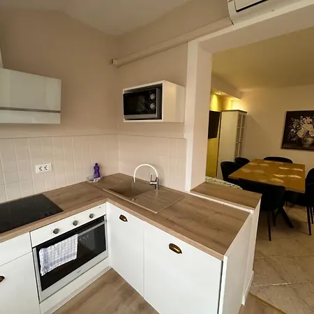 Apartament Oliva 2 *